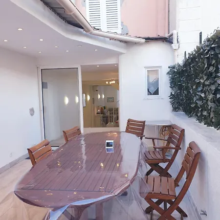 Hyper Centre Maison De 100m2 ; Terrasse 20 M2 Apartamento